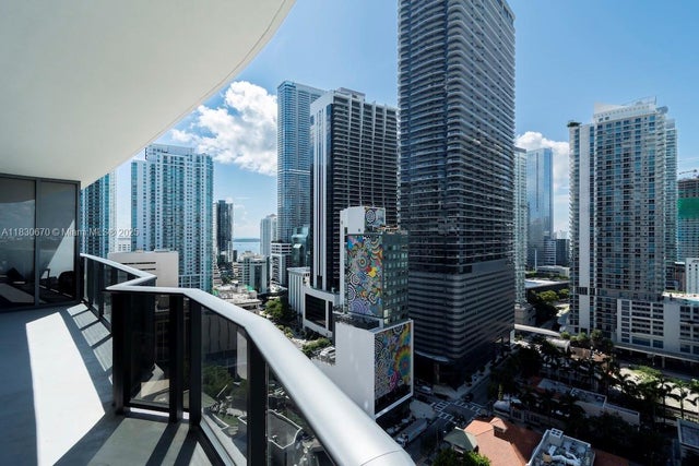 2 of 31 - 45 Sw 9th St 1906, Miami, FL