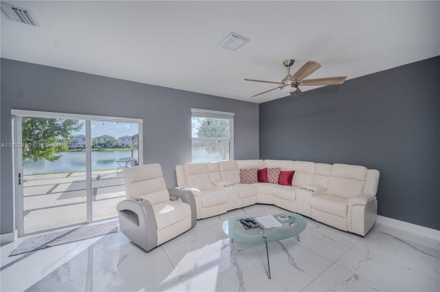 3 of 37 - 1388 Se 27th Ter, Homestead, FL