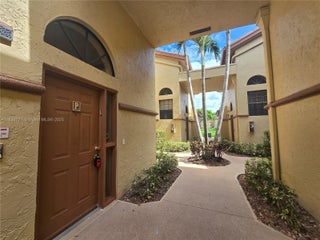 Photo of Listing #A11830771