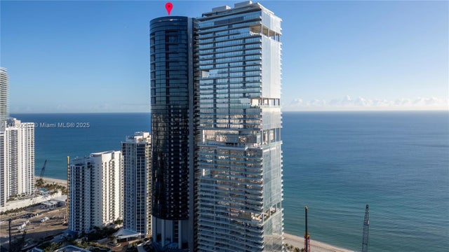 4 of 36 - 18555 Collins Ave 2303, Sunny Isles Beach, FL
