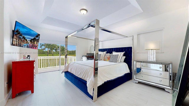 4 of 25 - 14633 Sw 132nd Ave, Miami, FL