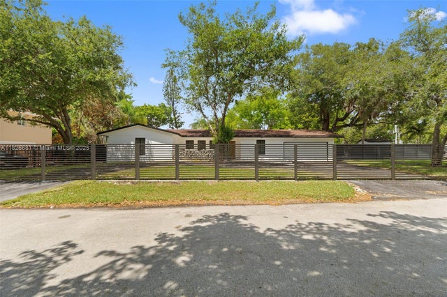 2 of 42 - 15202 Sw 80th Ave, Palmetto Bay, FL