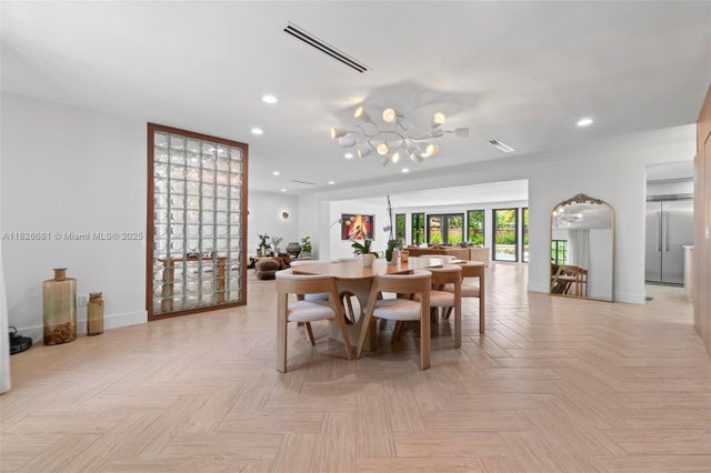 5 of 42 - 15202 Sw 80th Ave, Palmetto Bay, FL