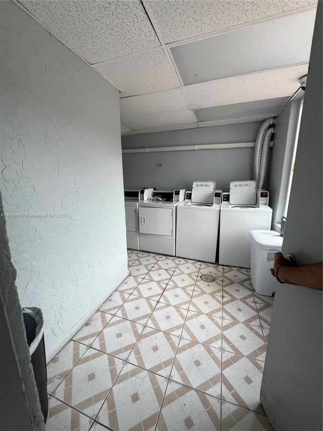 4 of 11 - 250 180th Dr 205, Sunny Isles Beach, FL