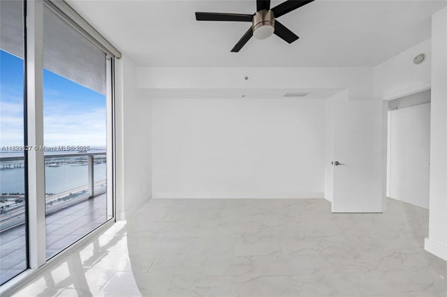 3 of 31 - 244 Biscayne Blvd 3704, Miami, FL