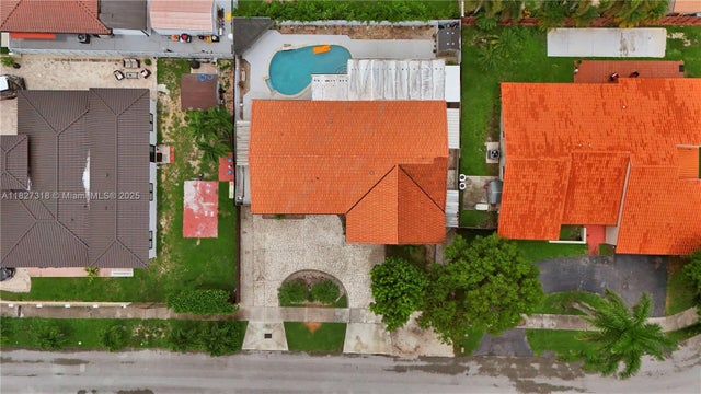 3 of 37 - 31 Nw 133rd Pl, Miami, FL