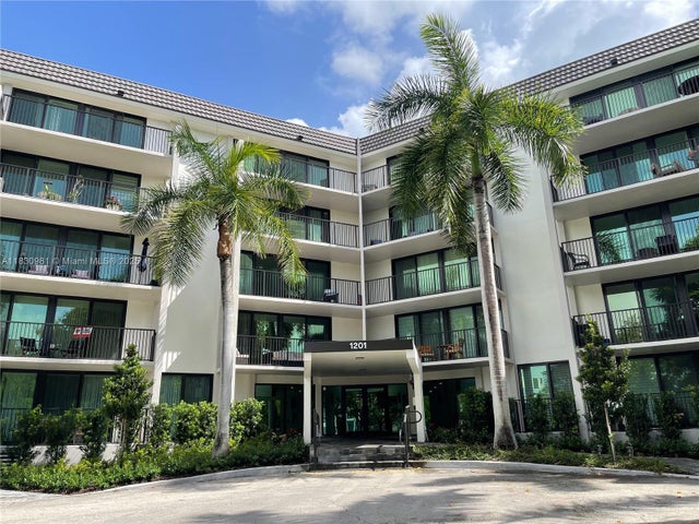 2 of 38 - 1201 River Reach Drive 207, Fort Lauderdale, FL