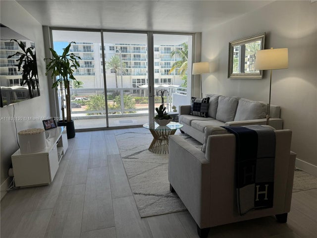 1 of 18 - 5700 Collins Ave 3c, Miami Beach, FL