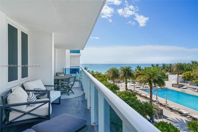 2 of 34 - 2301 Collins Ave 407, Miami Beach, FL