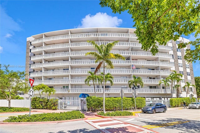 1 of 20 - 4141 Nautilus Dr 7j, Miami Beach, FL