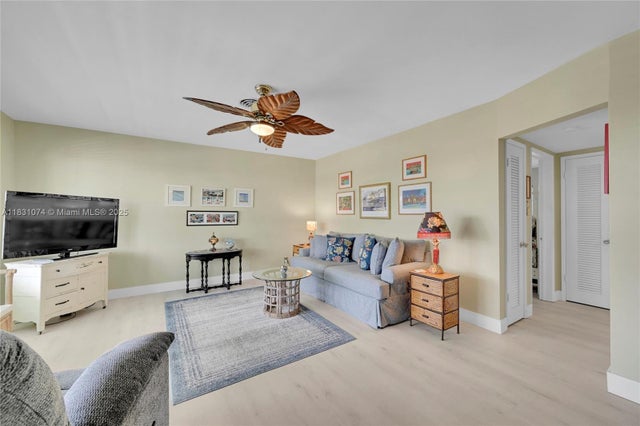 5 of 36 - 931 Se 9th Ave 15, Pompano Beach, FL