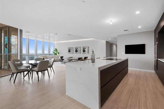 4 of 50 - 851 Ne 1st Ave Ph4912, Miami, FL