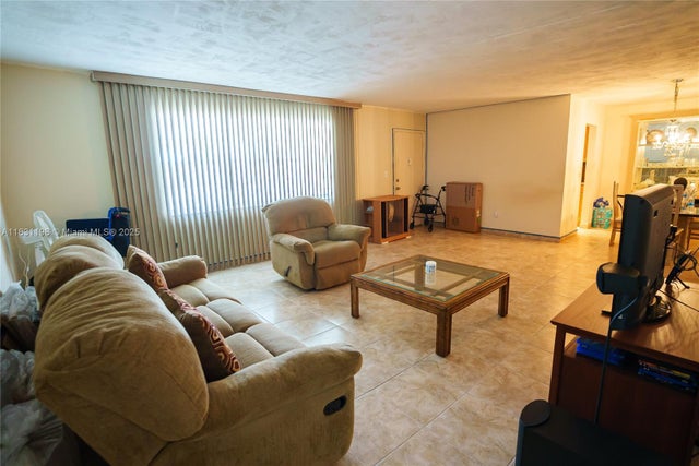 3 of 17 - 11685 Canal Dr 303, North Miami, FL