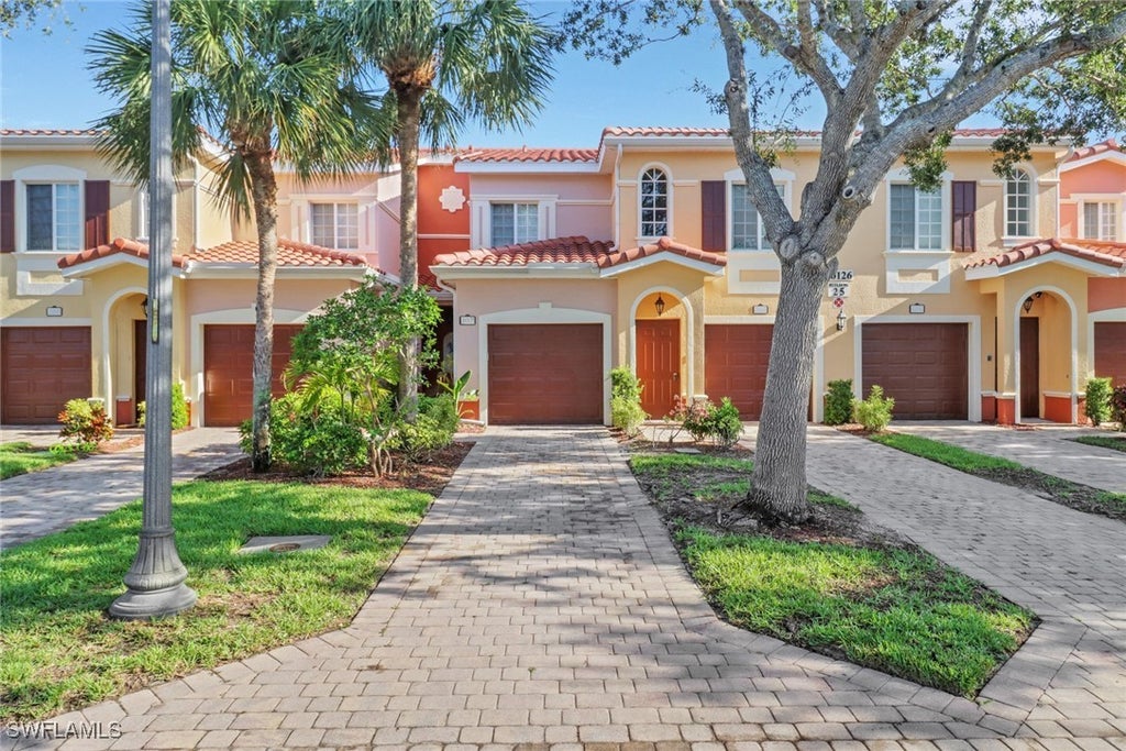 10126 Villagio Palms Way 107, ESTERO