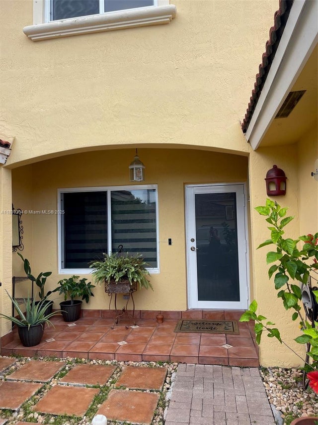5 of 65 - 13317 Sw 142nd Ter, Miami, FL