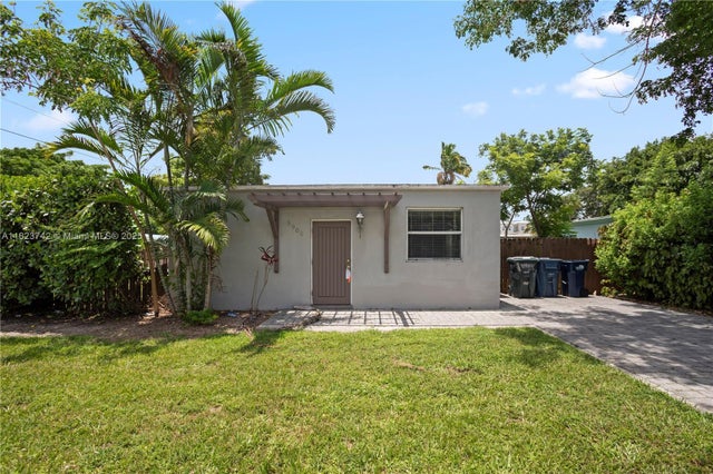 1 of 15 - 5900 Sw 62nd Ter, South Miami, FL