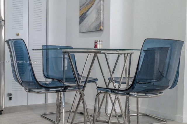 5 of 13 - 481 Ne 29th St 604, Miami, FL