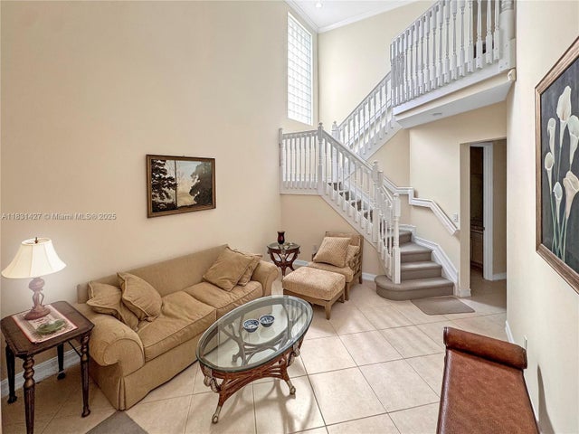 4 of 23 - 21033 Ne 32nd Ave, Aventura, FL