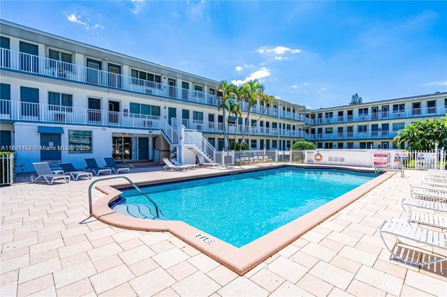 5 of 9 - 15600 Ne 6th Ave 41a, Miami, FL
