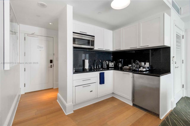 4 of 37 - 1 N Fort Lauderdale Beach Blvd 1606, Fort Lauderdale, FL