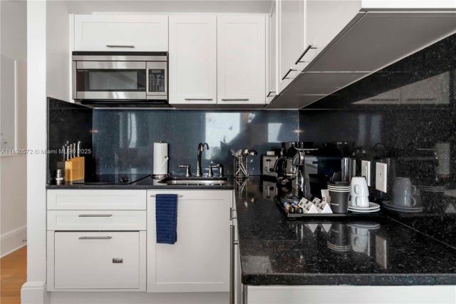5 of 37 - 1 N Fort Lauderdale Beach Blvd 1606, Fort Lauderdale, FL