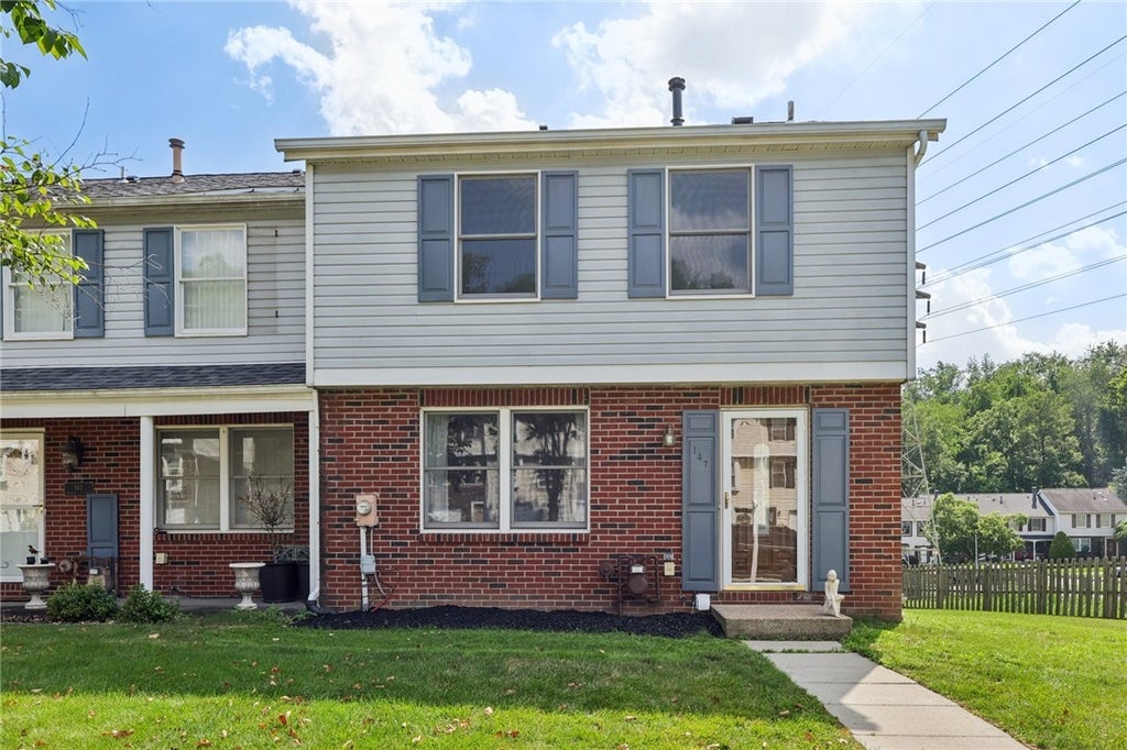 147 Meadow Gap, Monroeville