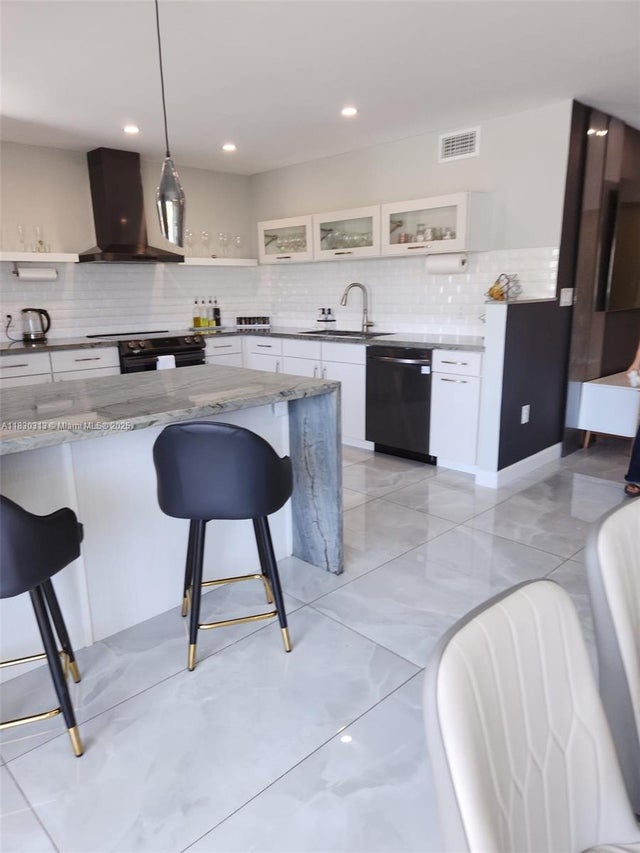 4 of 38 - 1075 92nd St 405, Bay Harbor Islands, FL