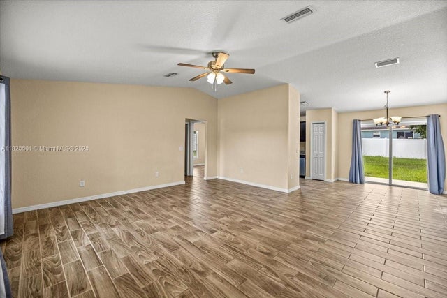 4 of 22 - 28 Hemlock Radial, Ocala, FL