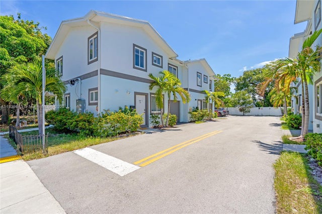 1 of 39 - 507 Nw 8th Ave #1, Fort Lauderdale, FL