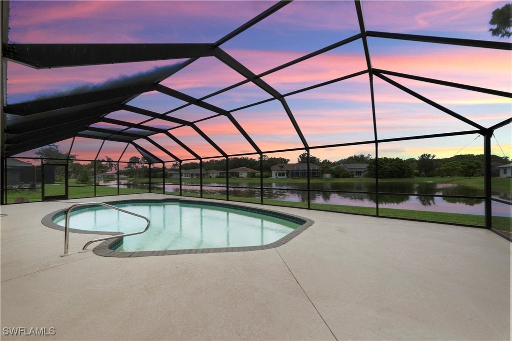 9366 Pineapple Rd, FORT MYERS