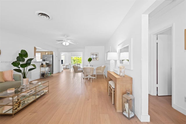4 of 16 - 2015 N 37th Ave, Hollywood, FL