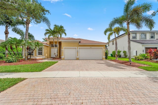 3 of 34 - 19442 Sw 39th St, Miramar, FL