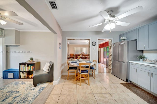 1 of 81 - 2201 N 57th Ter, Hollywood, FL