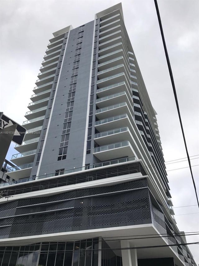 3 of 31 - 1010 Sw 2nd Ave 1509, Miami, FL