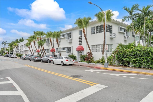 2 of 12 - 836 10th St 6, Miami Beach, FL