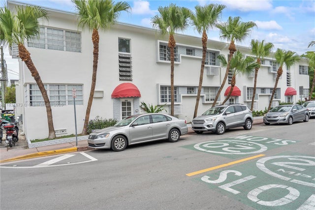 3 of 12 - 836 10th St 6, Miami Beach, FL