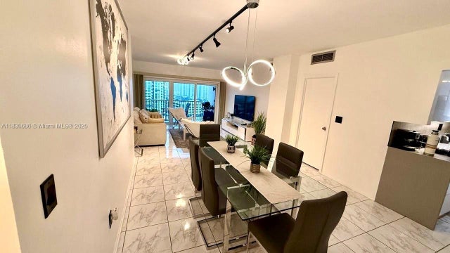 3 of 25 - 300 Bayview Dr 1603, Sunny Isles Beach, FL