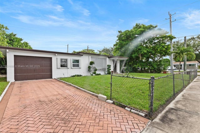 2 of 21 - 7201 Hayes St, Hollywood, FL