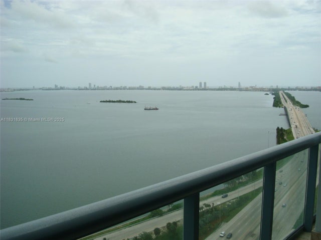 3 of 24 - 601 Ne 36th St 1908, Miami, FL
