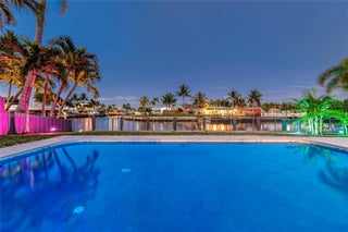 Photo of Listing #A11831645