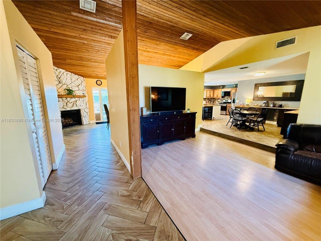 3 of 39 - 2980 Sw 82nd Way, Davie, FL