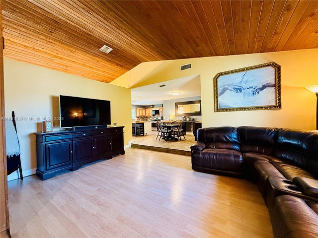 4 of 39 - 2980 Sw 82nd Way, Davie, FL