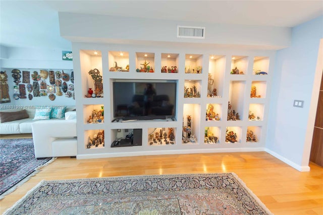 5 of 20 - N/A, Sunny Isles Beach, FL