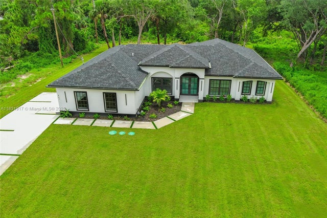 1 of 26 - 407 Washington Ave, Lehigh Acres, FL
