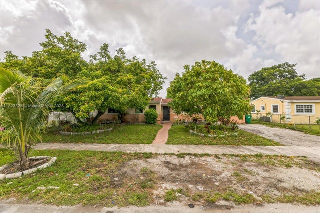 2 of 21 - 770 Nw 184th Dr, Miami Gardens, FL