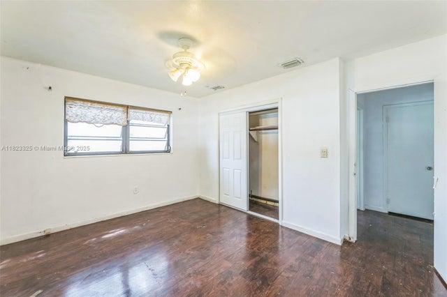 4 of 21 - 770 Nw 184th Dr, Miami Gardens, FL