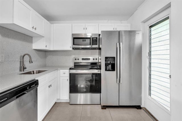 5 of 34 - 1398 Ne 191st St C104, Miami, FL