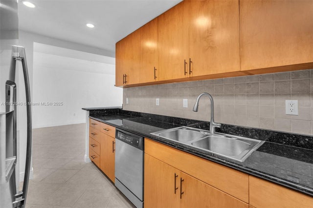 5 of 34 - 10350 W Bay Harbor Dr 8f, Bay Harbor Islands, FL