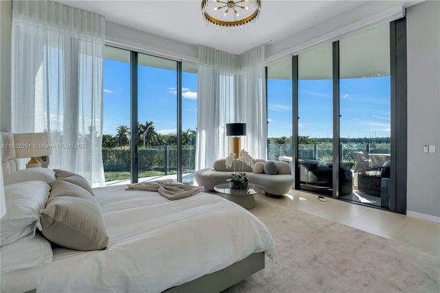 4 of 31 - 2811 S Bayshore Dr 4a, Miami, FL