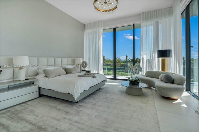 5 of 31 - 2811 S Bayshore Dr 4a, Miami, FL